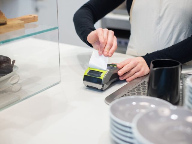 Comptoir et caisse dans un commerce, illustration — Nice