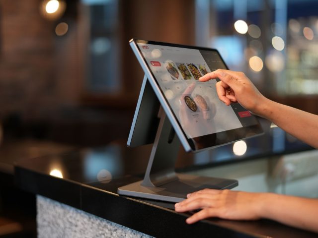 Caisse enregistreuse pour bar et restaurant conforme CGI