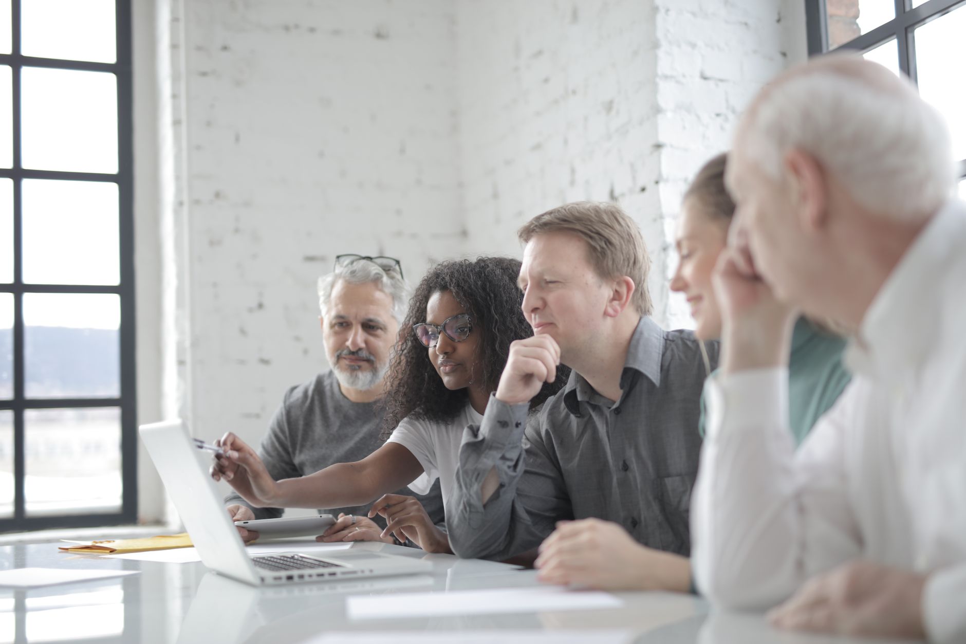 Comparatif CRM pour commerçants : sélection et critères